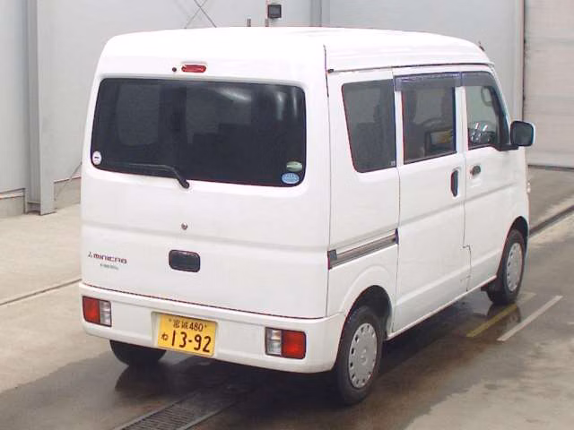 MITSUBISHI MINICAB
