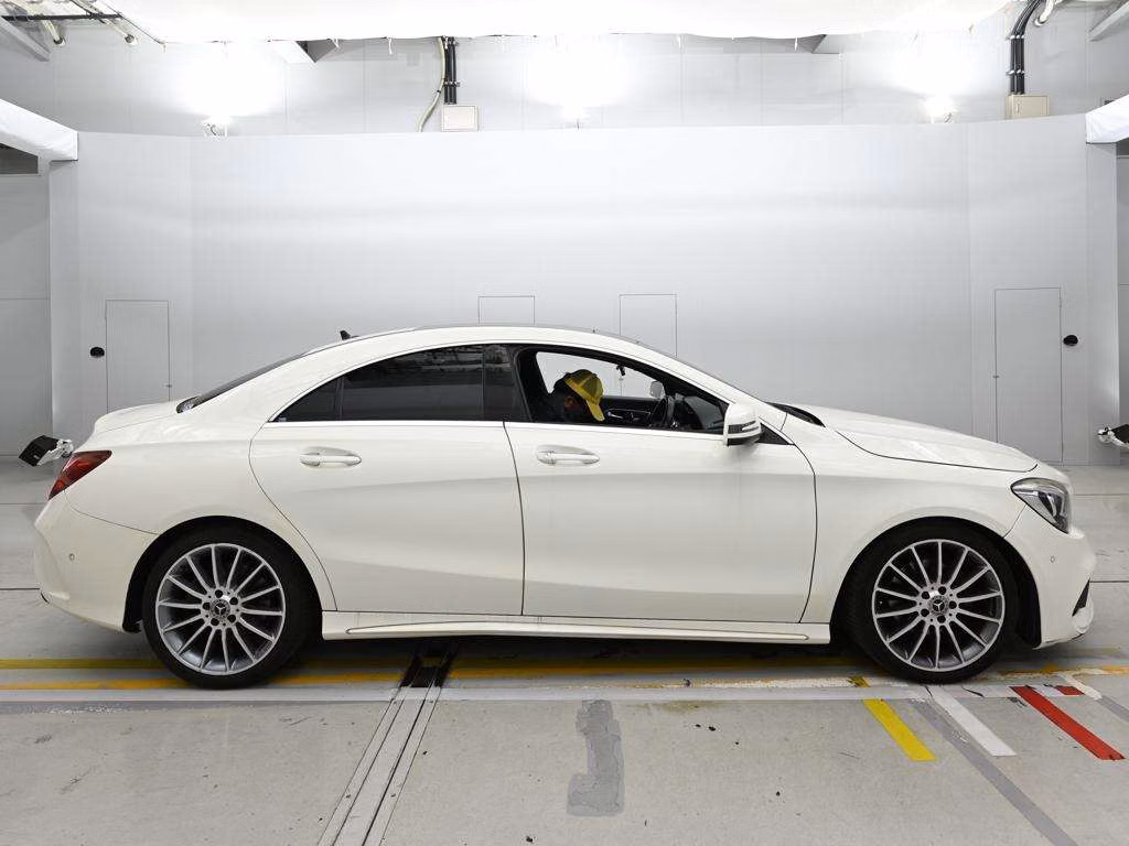 MERCEDES-BENZ CLA-CLASS
