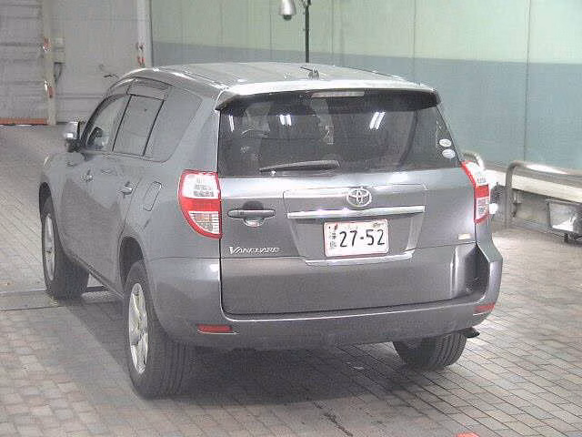TOYOTA VANGUARD