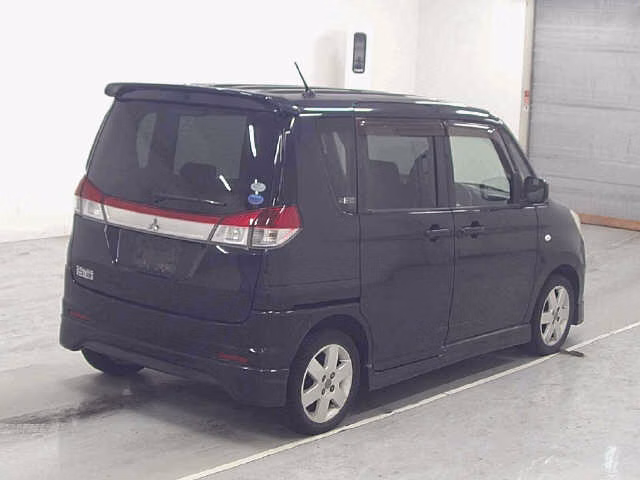 MITSUBISHI DELICA D:2