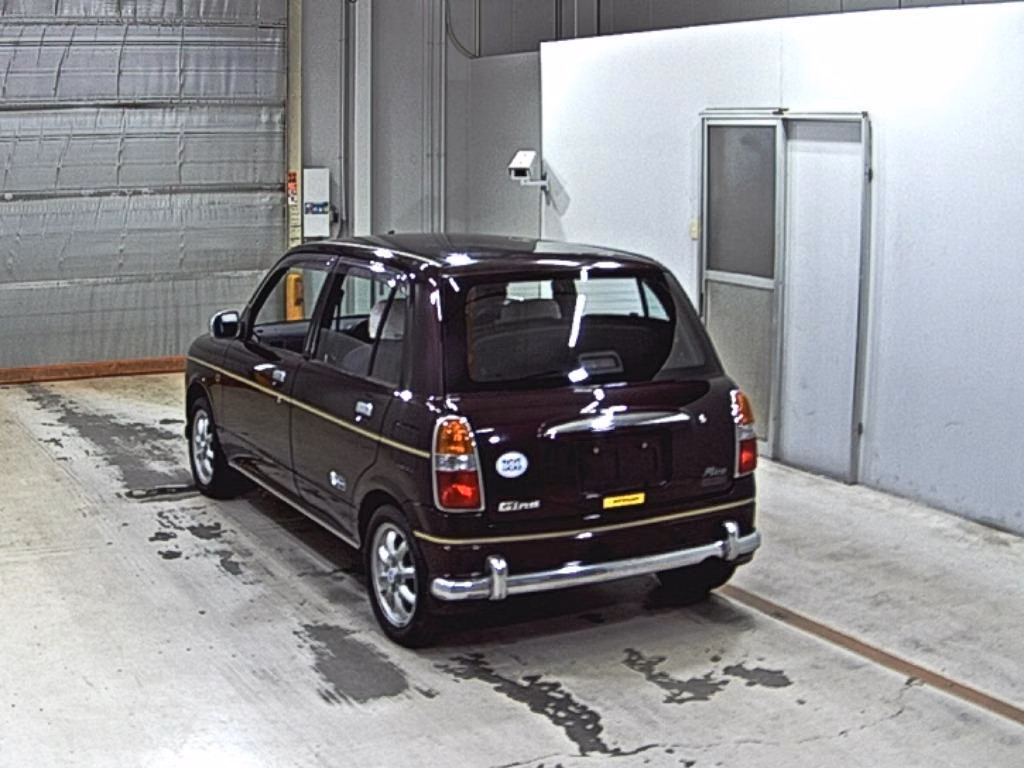 DAIHATSU MIRA GINO