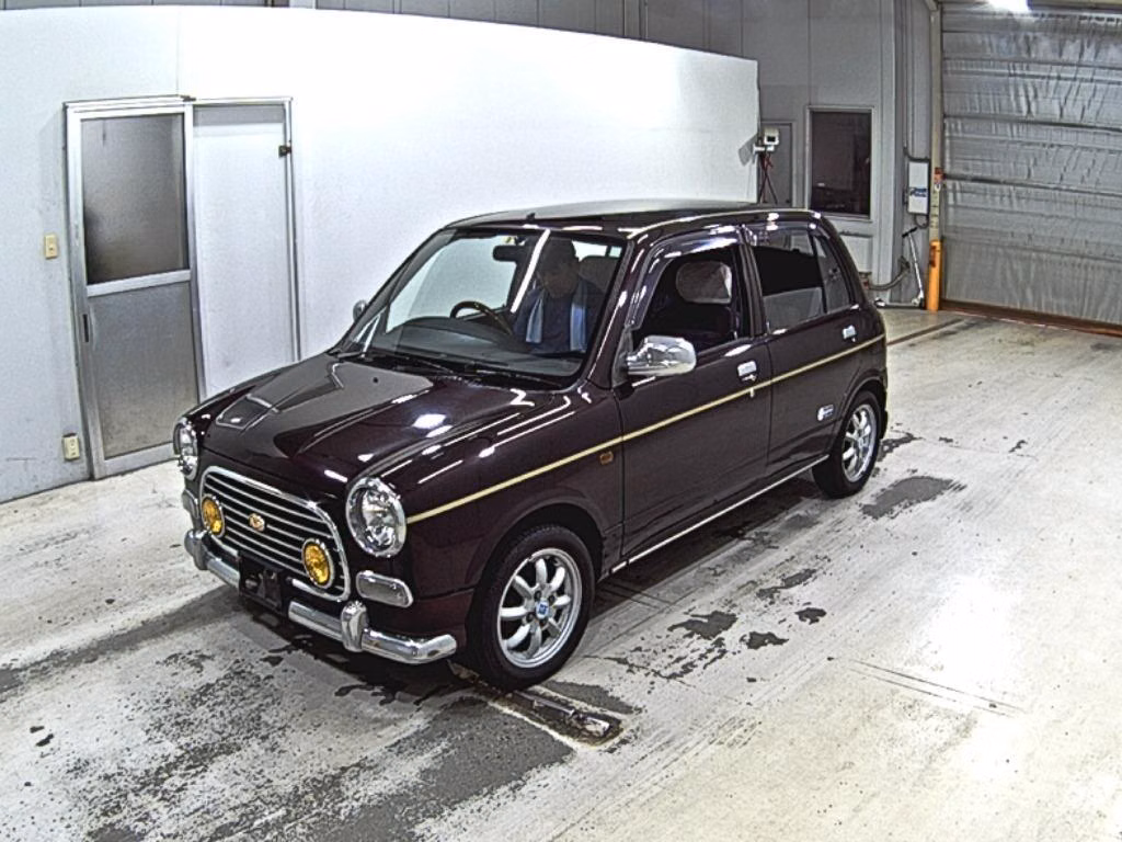DAIHATSU MIRA GINO