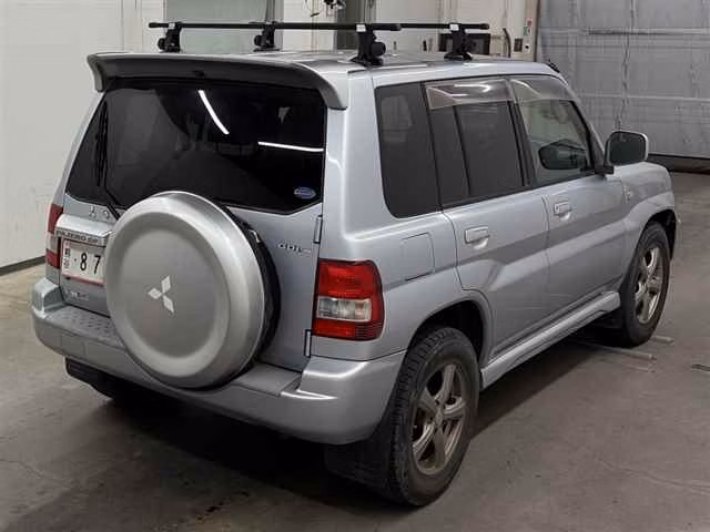 MITSUBISHI PAJERO IO