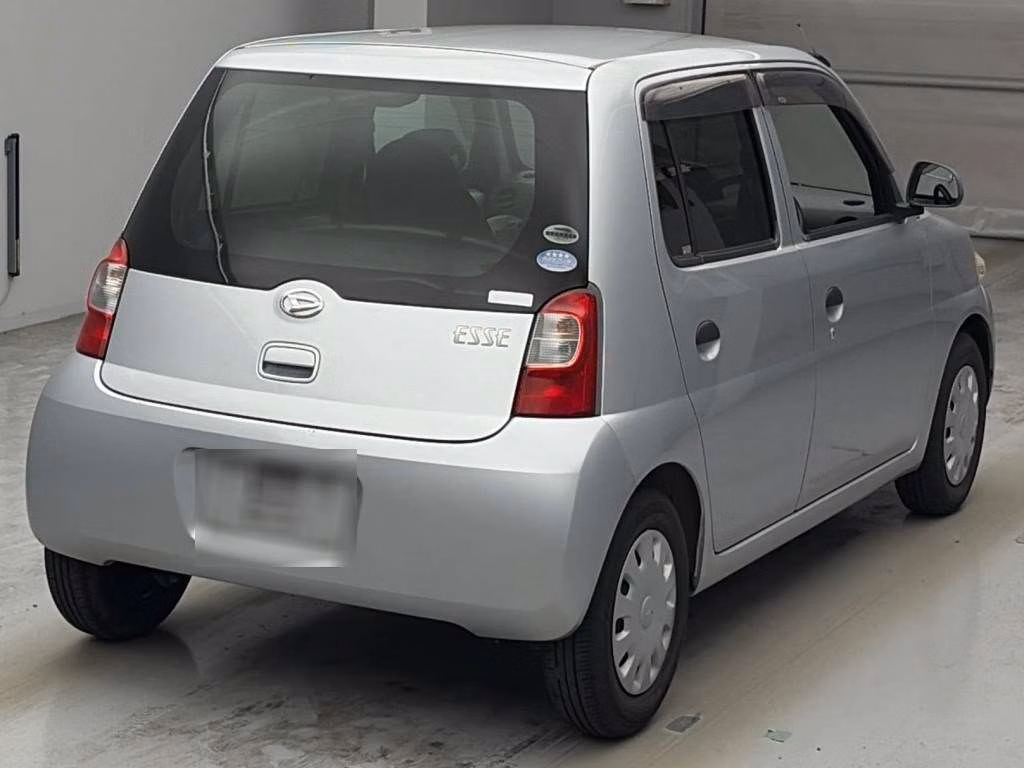 DAIHATSU ESSE