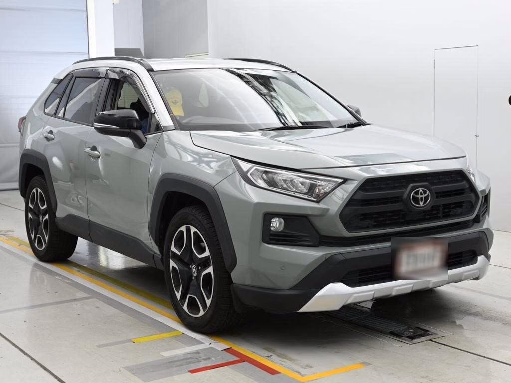 TOYOTA RAV4