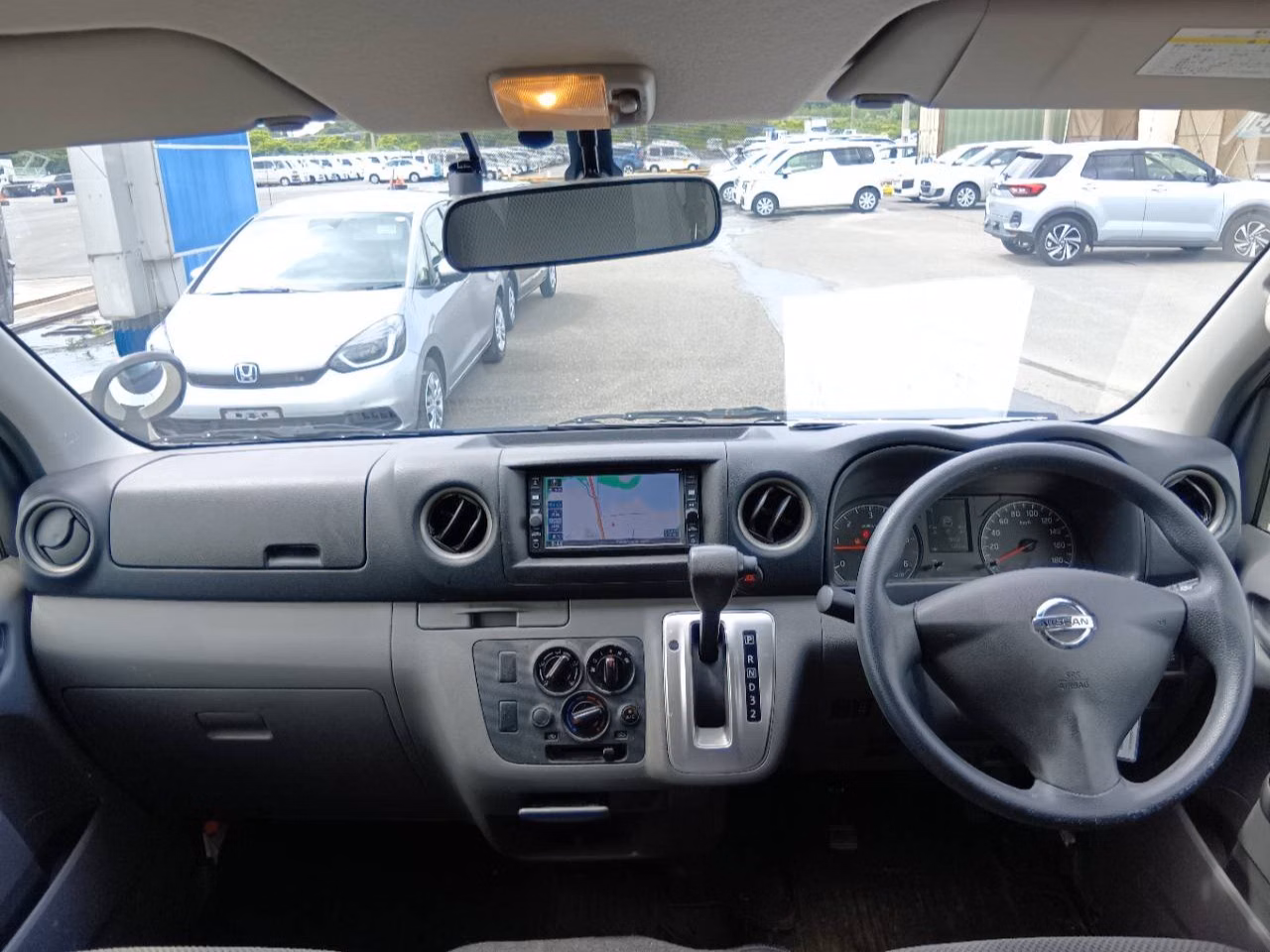 NISSAN NV350 CARAVAN