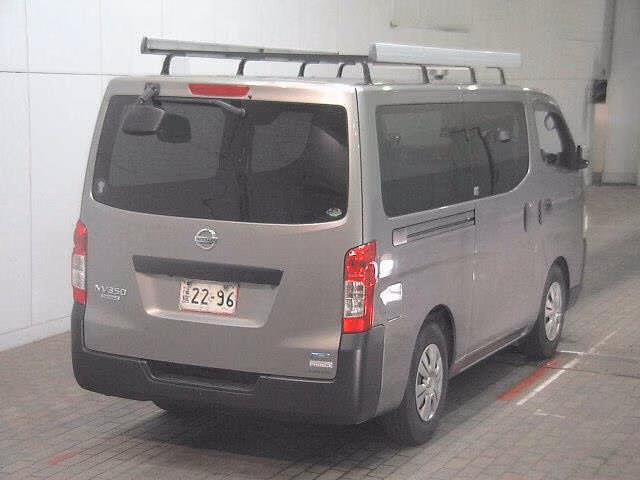 NISSAN NV350 CARAVAN