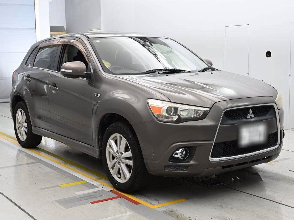 MITSUBISHI RVR