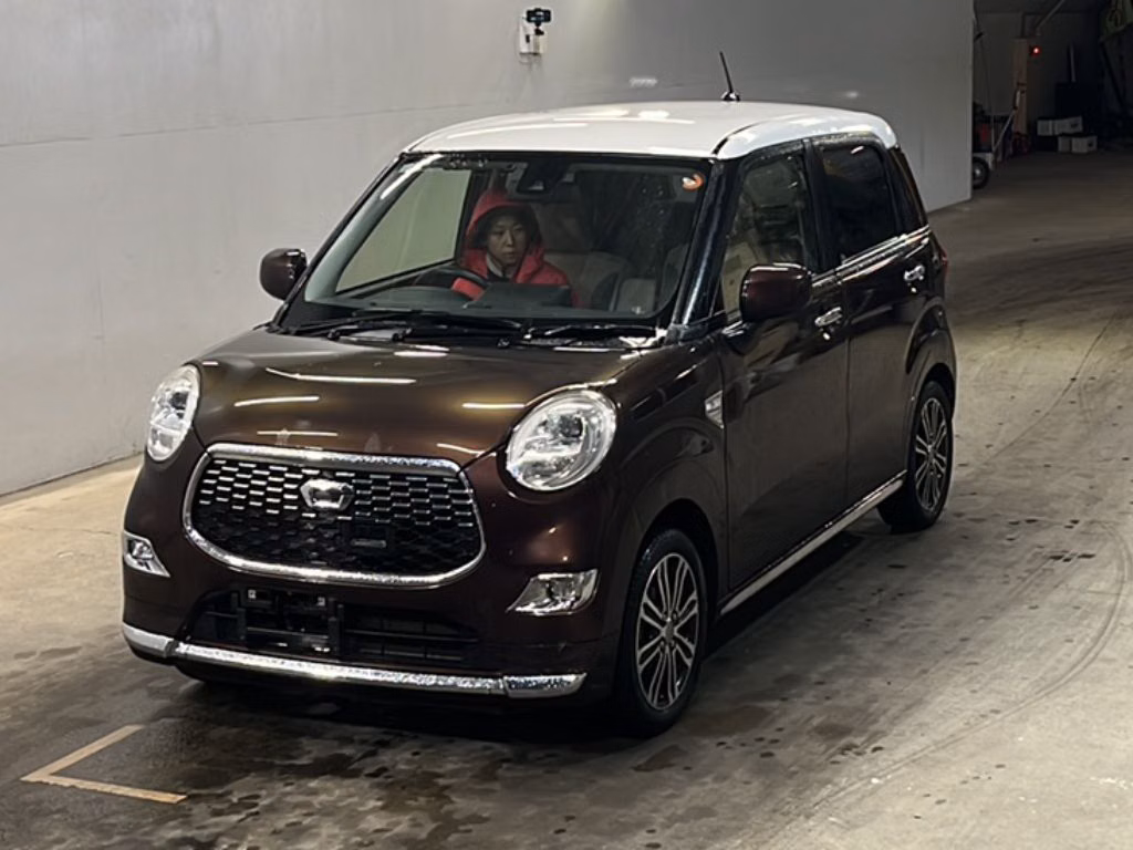 DAIHATSU CAST