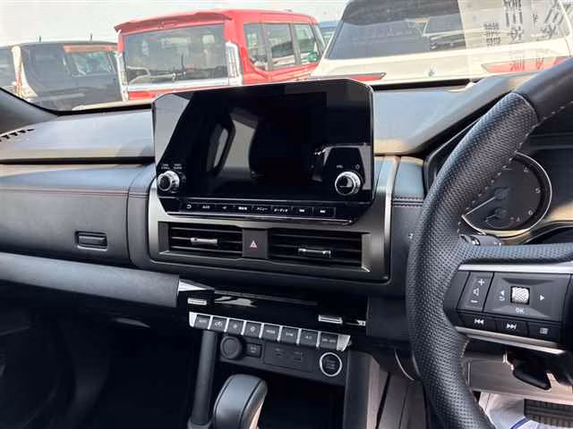 MITSUBISHI TRITON