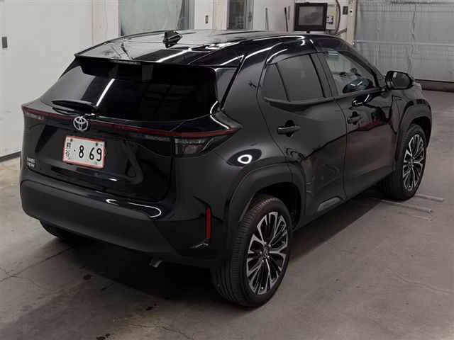 TOYOTA YARIS CROSS