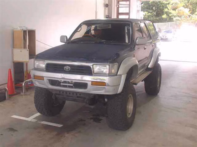 TOYOTA HILUX SURF