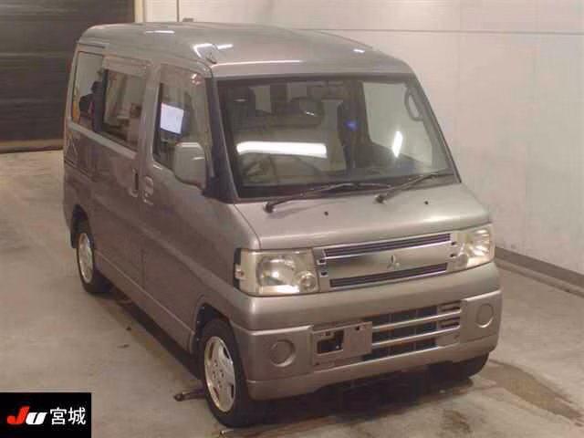 MITSUBISHI TOWN BOX