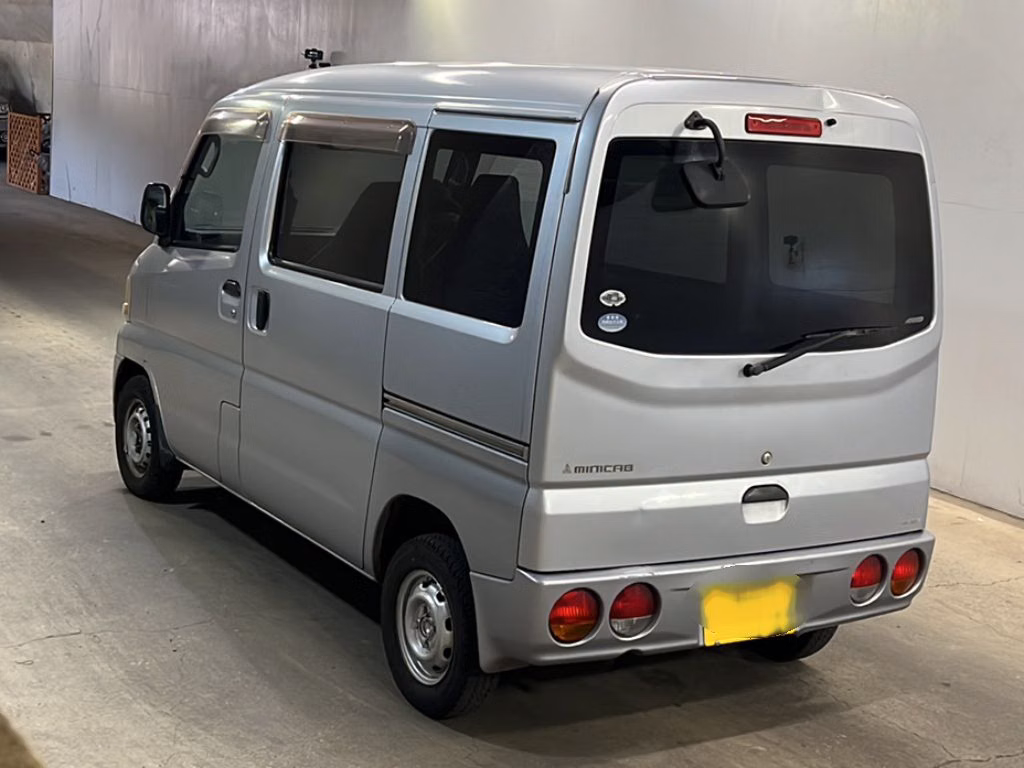 MITSUBISHI MINICAB