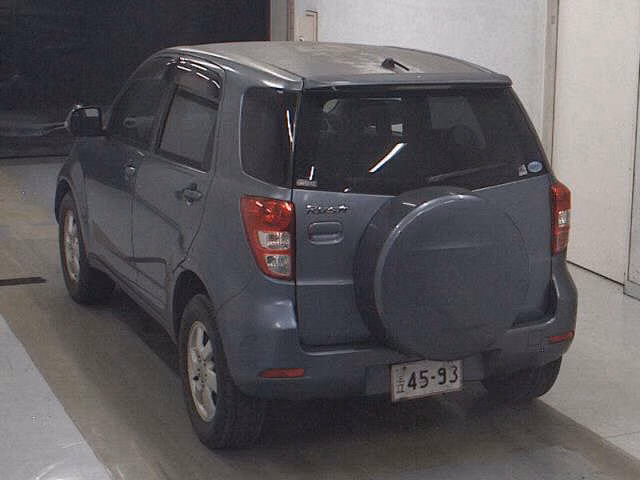TOYOTA RUSH