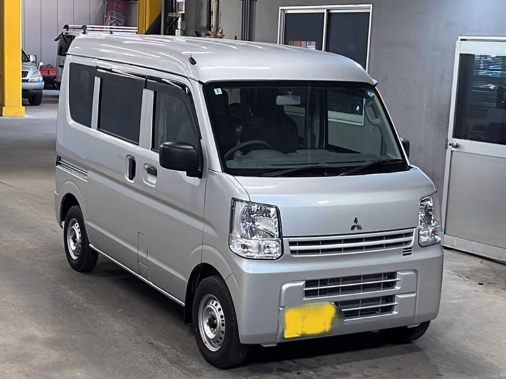 MITSUBISHI MINICAB