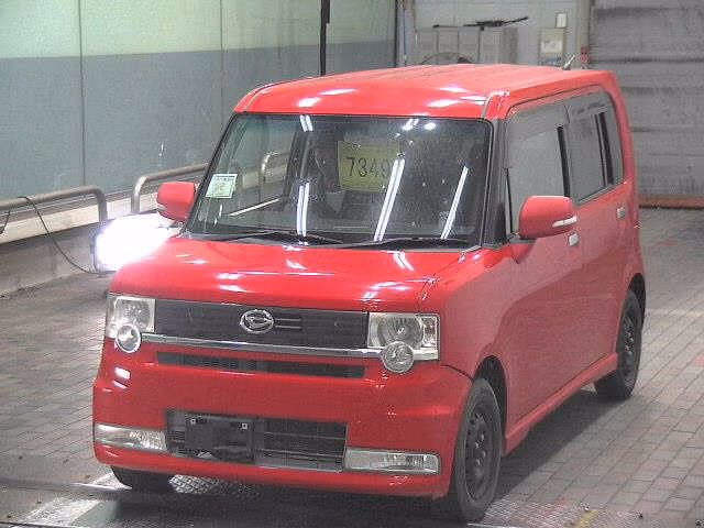 DAIHATSU MOVE CONTE