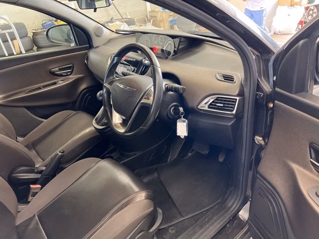 CHRYSLER YPSILON