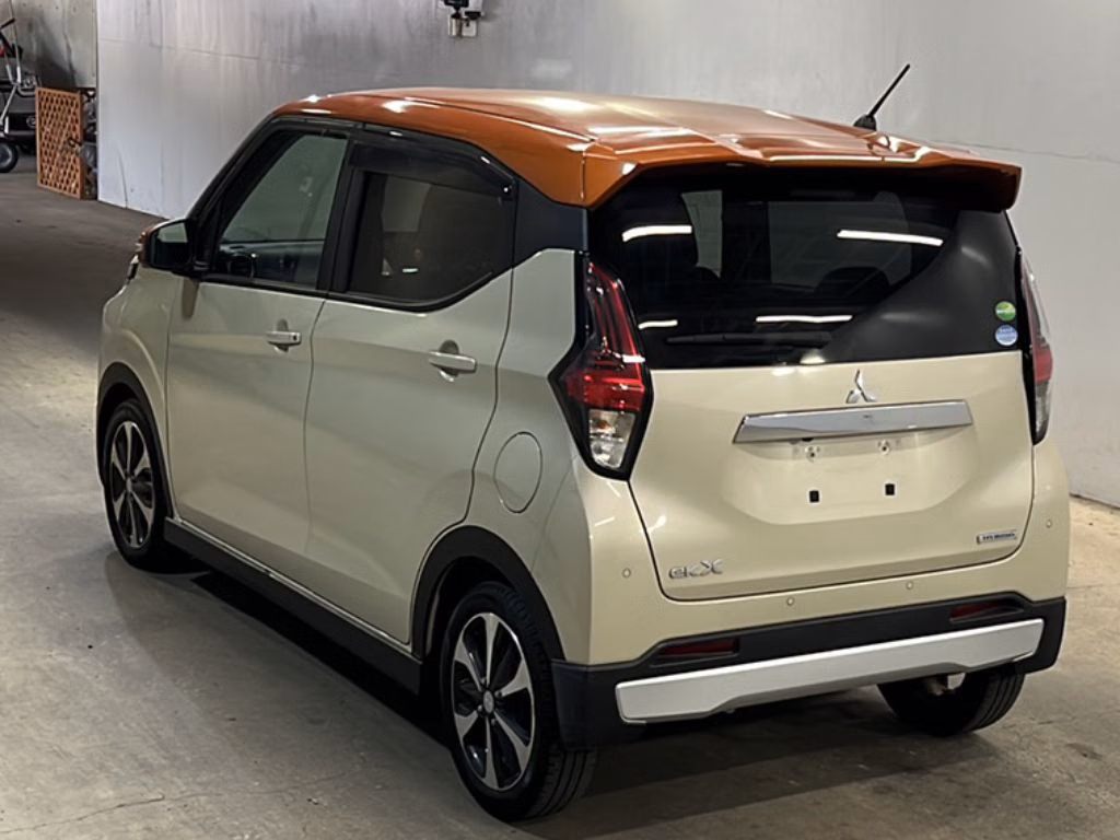MITSUBISHI EK X