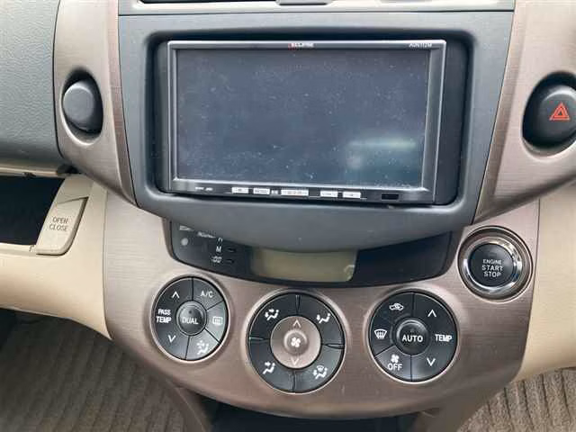 TOYOTA VANGUARD