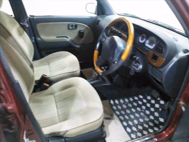 DAIHATSU MIRA GINO