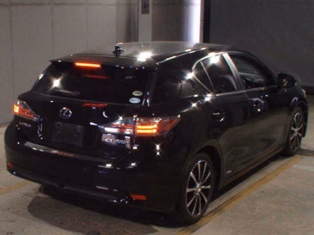 LEXUS CT200H