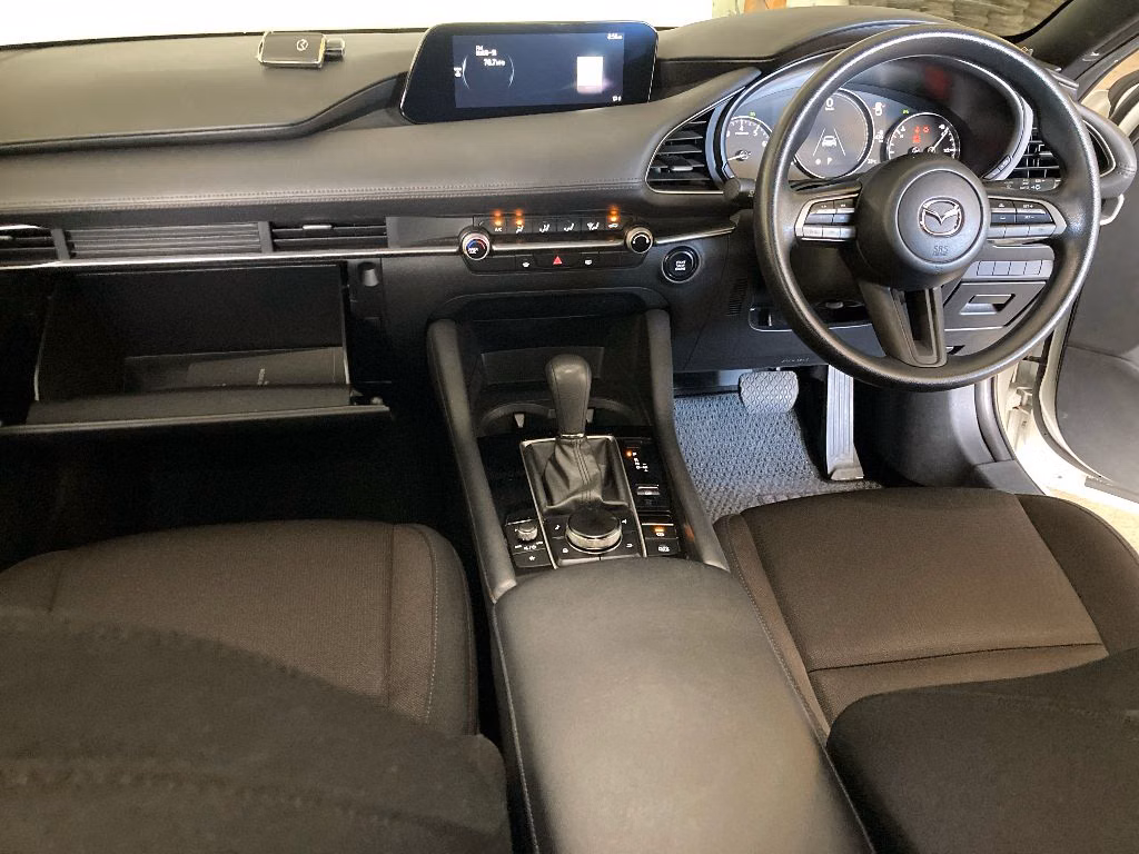 MAZDA MAZDA3