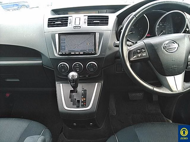 NISSAN LAFESTA