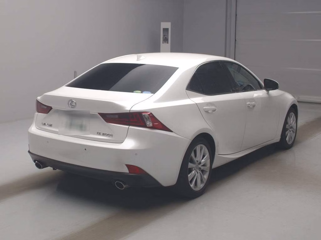 LEXUS IS300