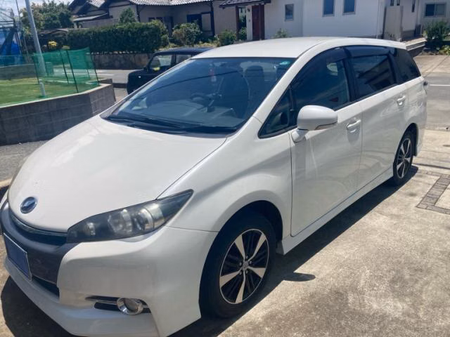 TOYOTA WISH