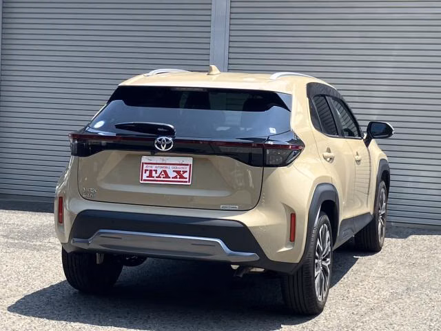 TOYOTA YARIS CROSS