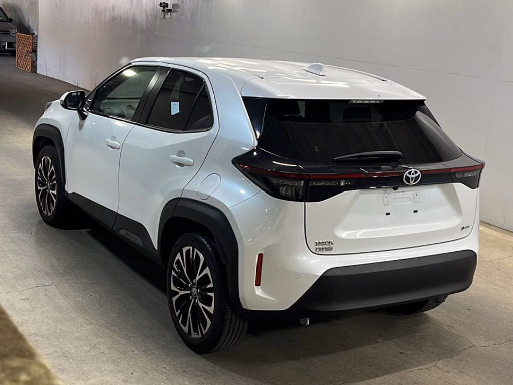 TOYOTA YARIS CROSS