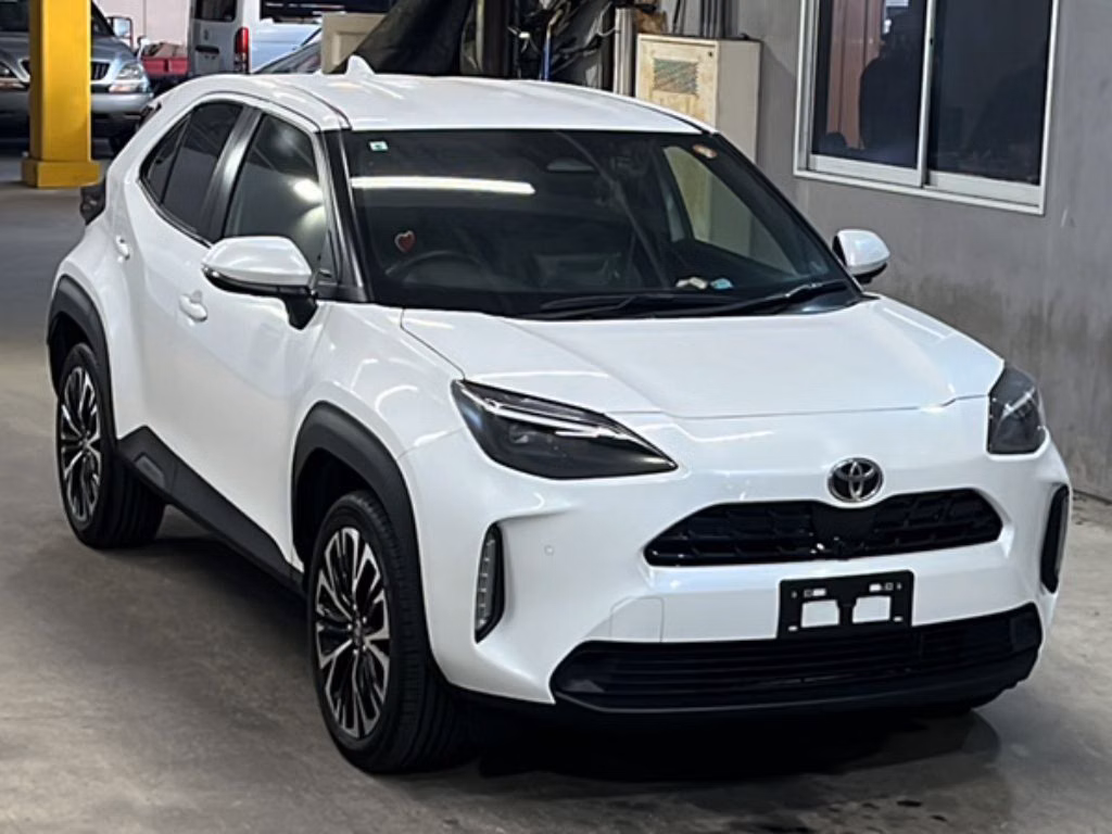 TOYOTA YARIS CROSS