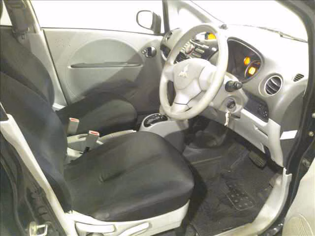 MITSUBISHI I
