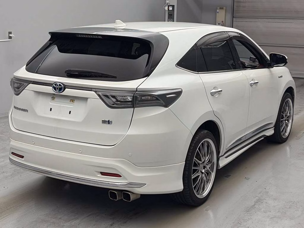 TOYOTA HARRIER