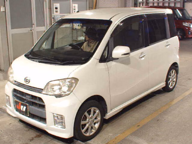 DAIHATSU TANTO EXE