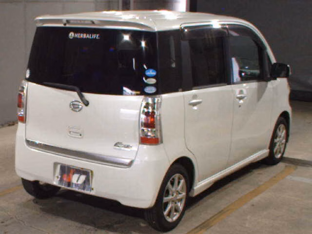 DAIHATSU TANTO EXE