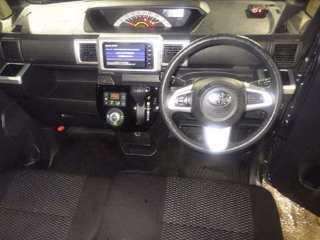 TOYOTA PIXIS MEGA