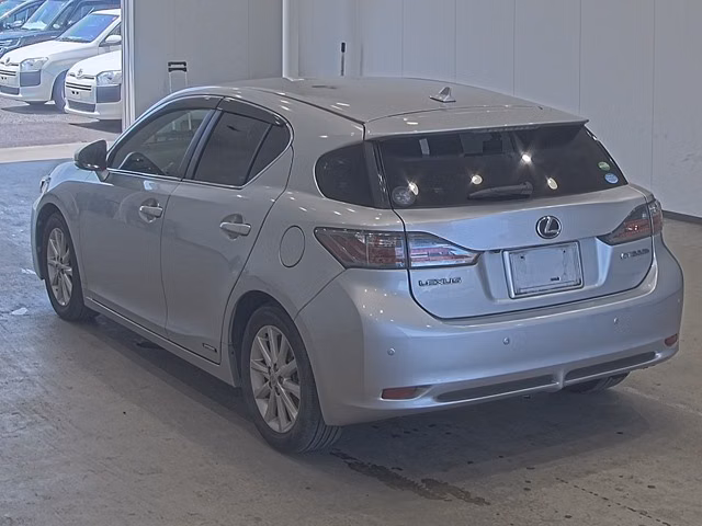 LEXUS CT200H