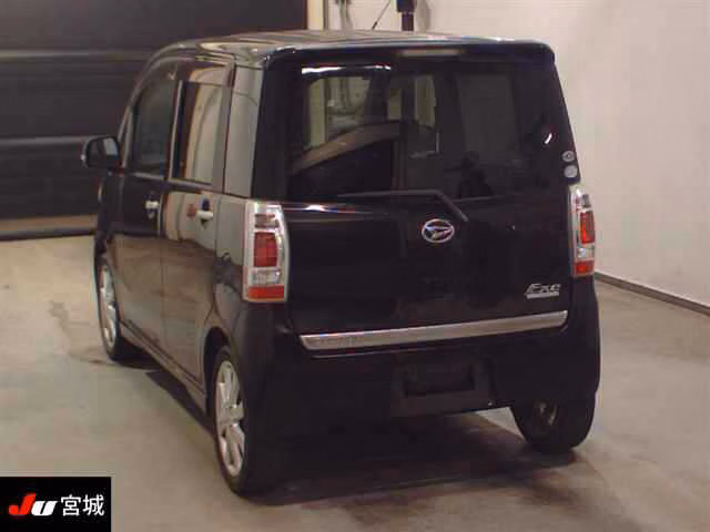 DAIHATSU TANTO EXE