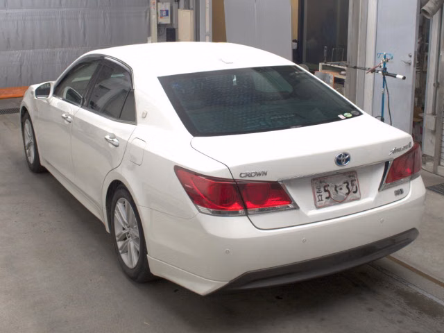TOYOTA CROWN