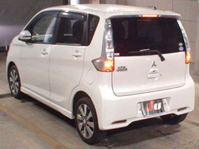 MITSUBISHI EK CUSTOM