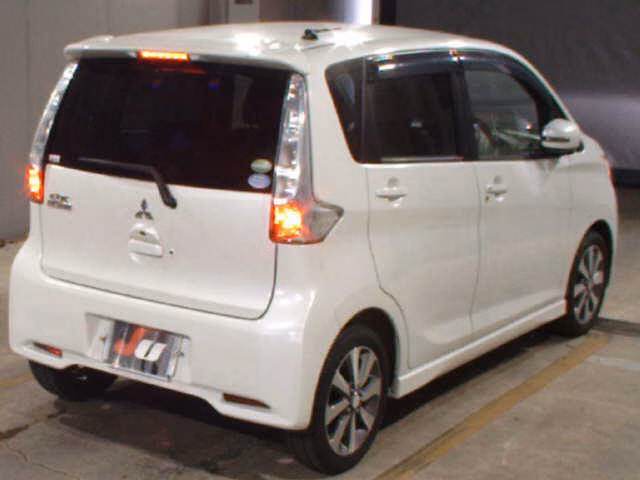 MITSUBISHI EK CUSTOM
