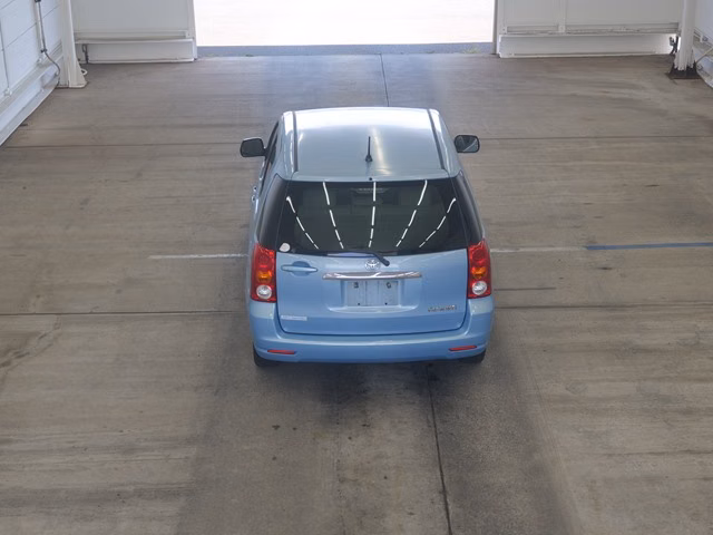 TOYOTA RAUM