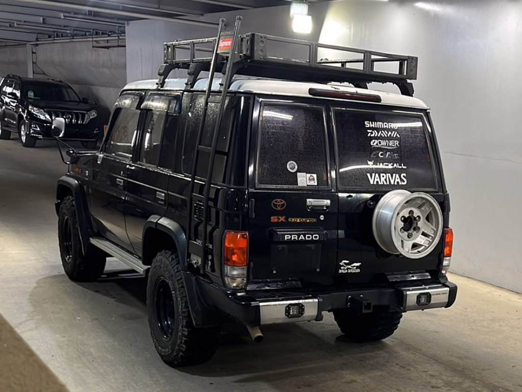 TOYOTA LAND CRUISER PRADO