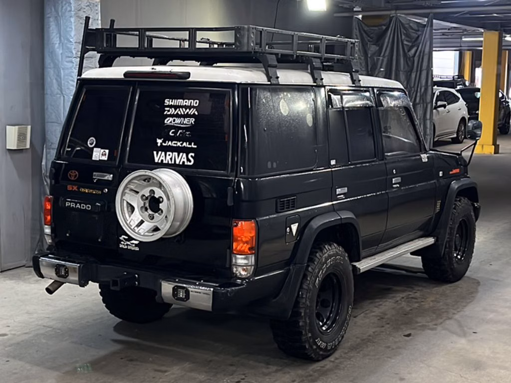 TOYOTA LAND CRUISER PRADO