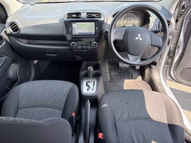MITSUBISHI MIRAGE