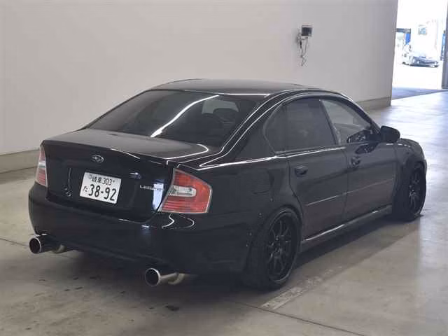 SUBARU LEGACY B4