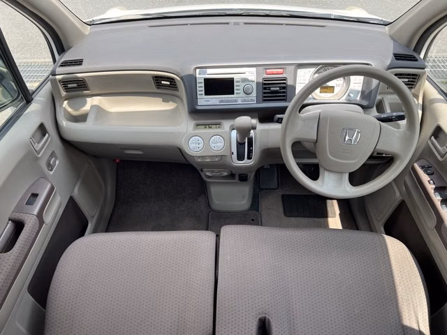 HONDA LIFE