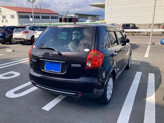 MAZDA VERISA